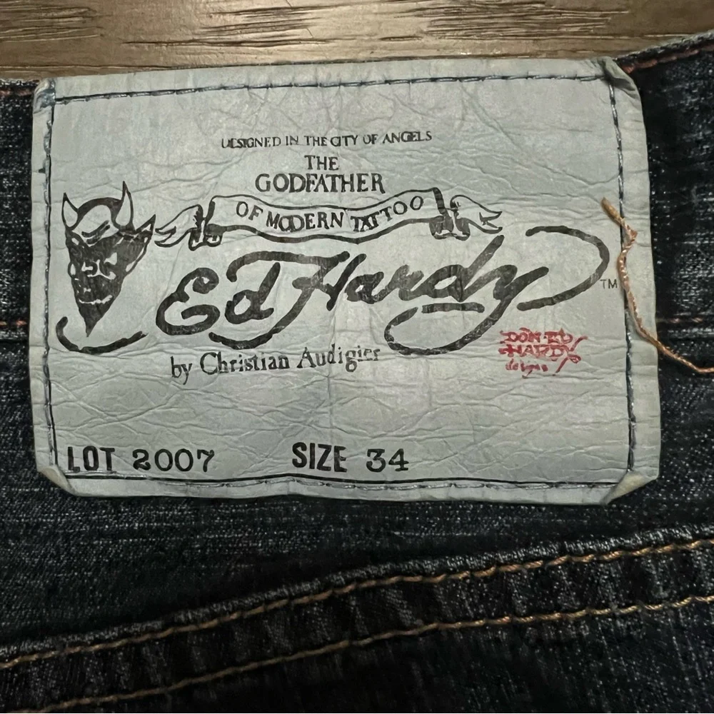 Ed Hardy Embroidered Tiger Hellcat Distressed Denim Blue Jeans size 34 - Picture 4 of 12